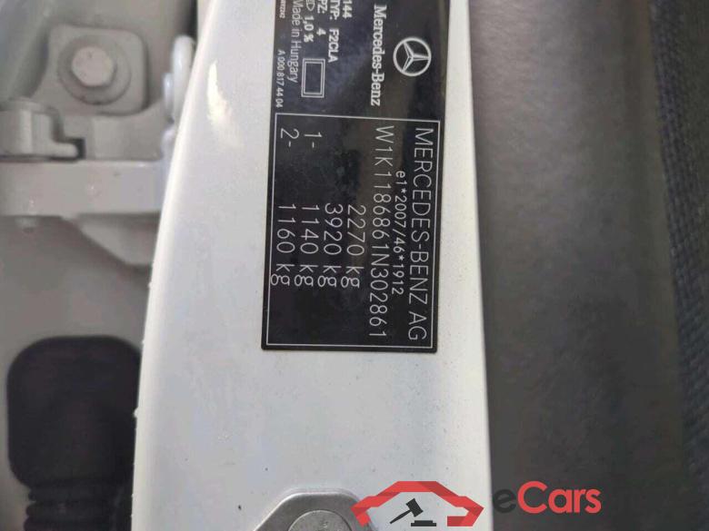 MERCEDES-BENZ CLA-klasse Shooting Brake 250 e Bns Sol AMG Ld #4