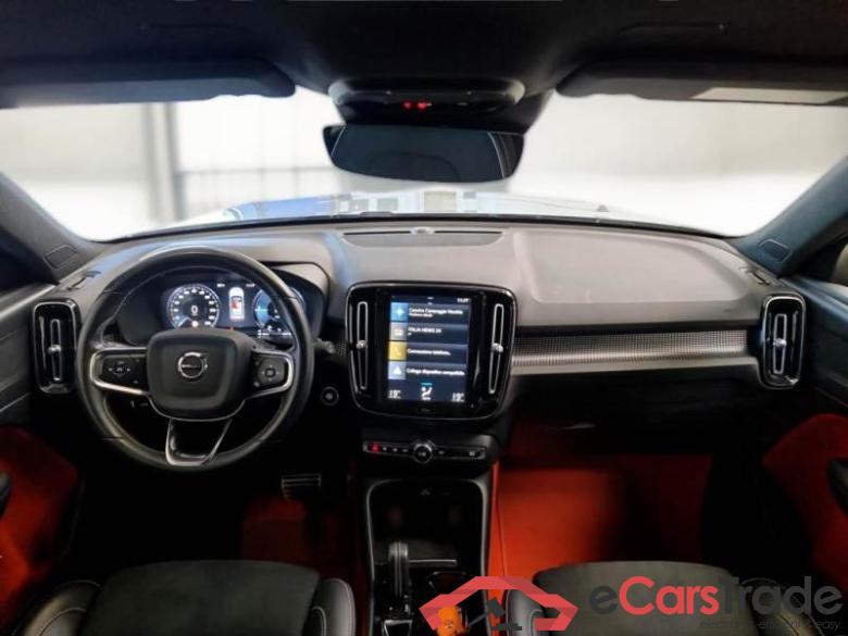 VOLVO XC40 / 2017 / 5P / SUV T4 PLUG-IN HYBRID AUTO RECHARGE R-DESIGN #3
