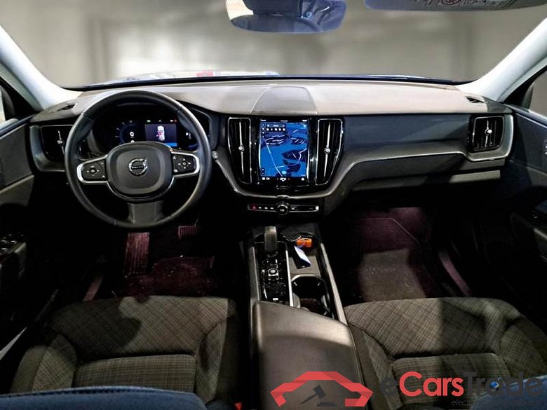 VOLVO XC60 / 2021 / 5P / SUV T6 PLUG-IN AWD AUTO RECHARGE INS. EXP #3