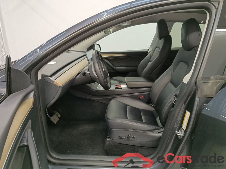 TESLA MODEL Y 72.5 kWh Dual Motor Long Range (324 kW) 5d #3