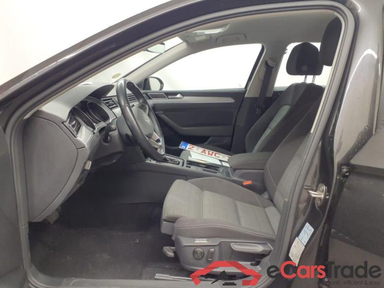 Volkswagen Passat Variant 2.0 TDI 90kW DSG Style Business 5d #3