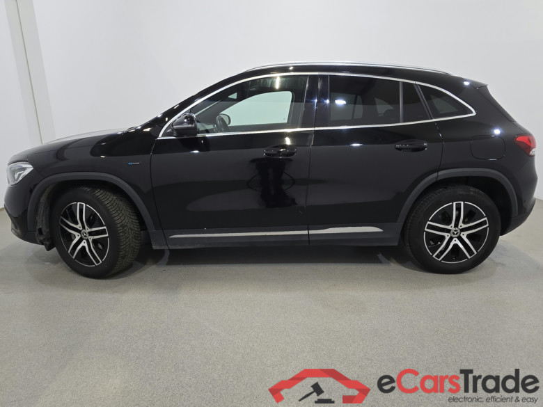 Mercedes GLA 250e Plug-In Hybrid Aut. LED-Xenon Navi 1/2 Sport-Leather KeylessGo Camera Klima PDC ... #2