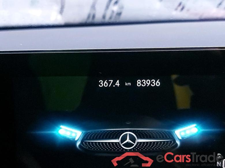 MERCEDES-BENZ Clase A / 2018 / 5P / berlina con portón A 250 e #5