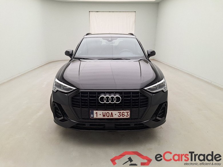 Audi, Q3 '18, Audi Q3 35 TFSI S tronic S line 5d