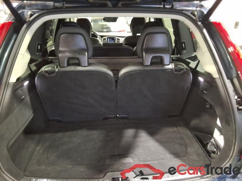 VOLVO XC90 2.0 T8 PHEV INSCRIPTION EXPR AUTO 4WD #3