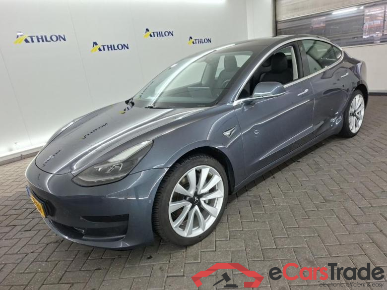 Tesla Model 3 Standard Range Plus RWD 4D 225kW