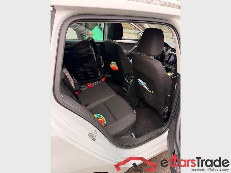 SKODA Octavia Combi Octavia Combi Ambition 1,5 TSI 110 kW 6-speed mech. #4