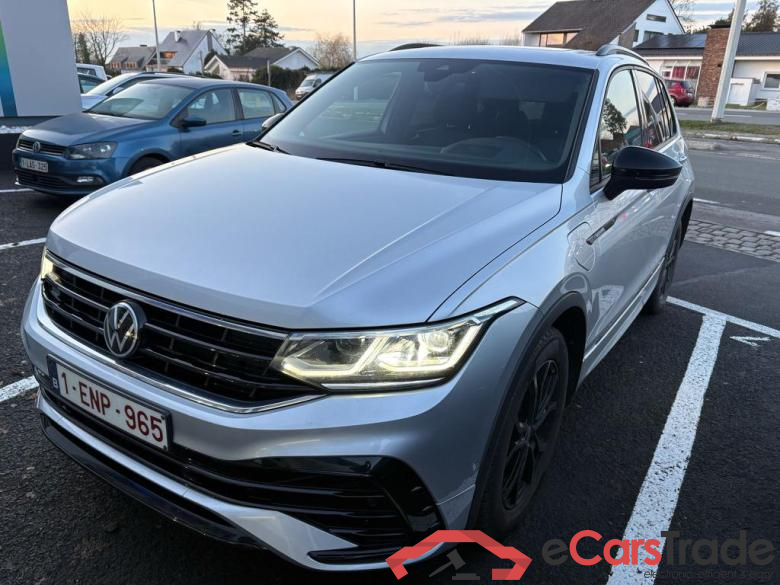 VOLKSWAGEN Tiguan eHybrid (PHEV) Tiguan R-Line Business Premium 1.4 TSI eHybrid 110 kW (150 ch) 6 vitesses DSG