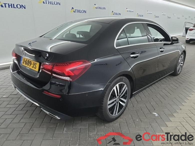 MERCEDES-BENZ A-Klasse Limousine A 180 d 7G-DCT Business Solution Luxury 4D 85kW #3