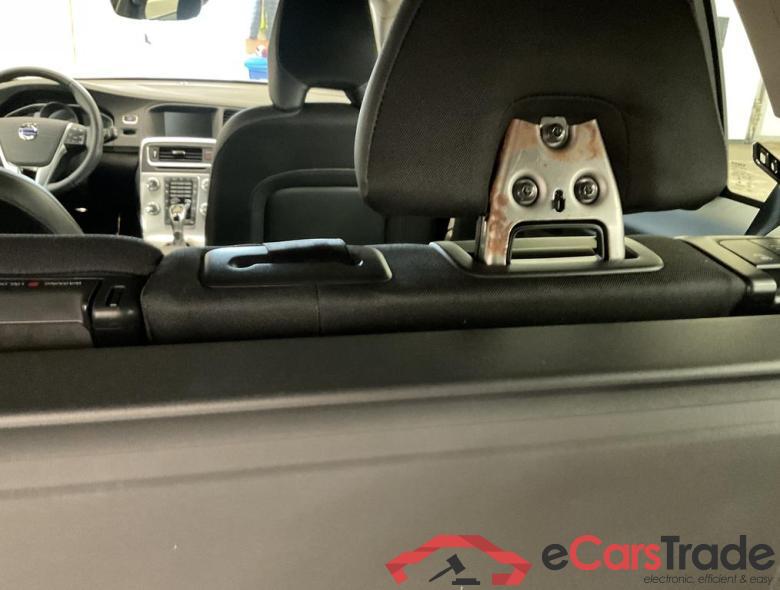 VOLVO V60 1.5 T2 Momentum Geartronic #6