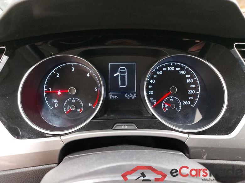 Volkswagen Touran 2.0 TDi 85kW Trendline DSG 5d 7pl #6