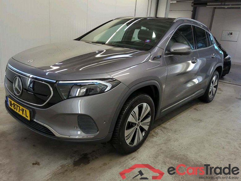 MERCEDES-BENZ EQA 250 Bns Sol. Lux