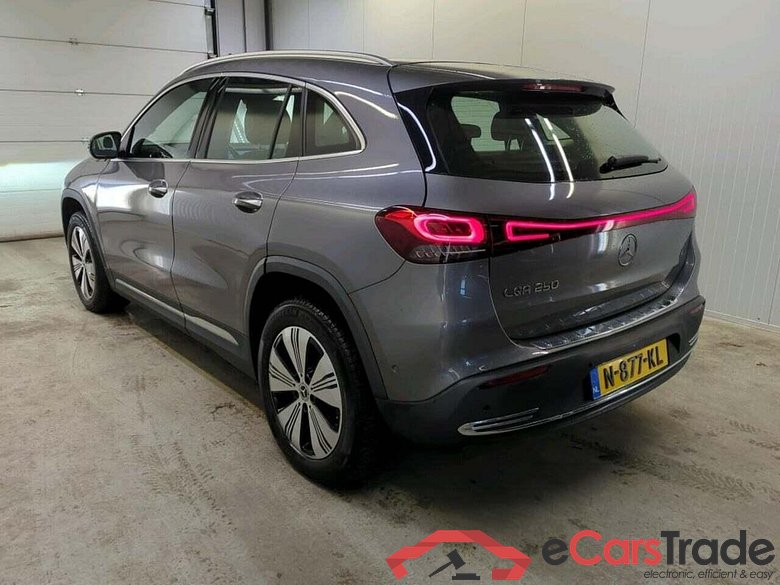 MERCEDES-BENZ EQA 250 Bns Sol. Lux #6