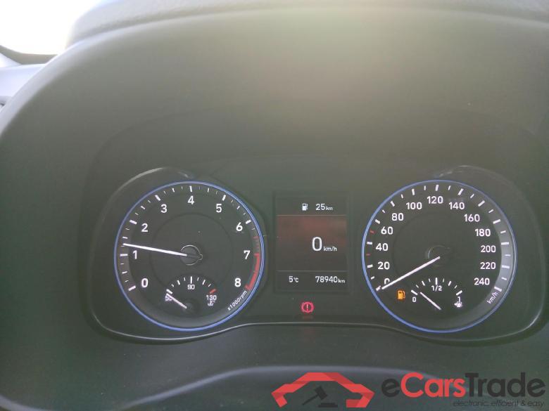 HYUNDAI Kona / 2017 / 5P / todoterreno 1.0 TGDi Klass 4x2 #4