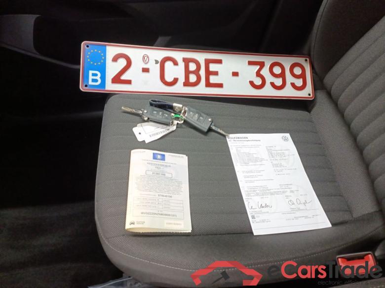 Volkswagen Tiguan Allspace 2.0 TDI DSG Life Business 5d #4