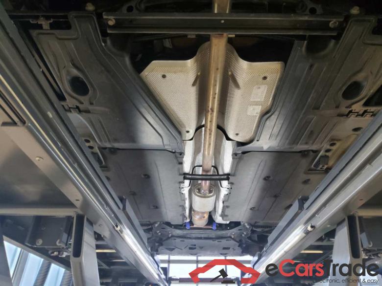 Volvo XC40 (2017->) DE - SUV5 B4 2WD EU6d, Inscription (EURO 6d), 2020 - 2022 #5