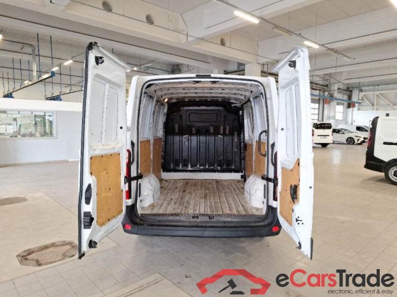 RENAULT MASTER / 2019 / 4P / FURGONE FG TA L1 H1 T28 DCI 135 ICE #5