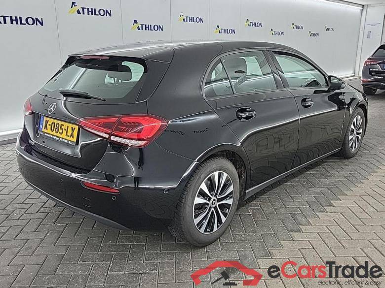 MERCEDES-BENZ A-klasse A 180 7G-DCT Business Solution 5D 100kW #3