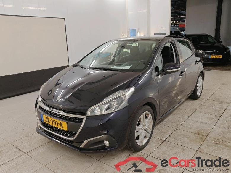 Peugeot 208 Signature 1.2 PureTech 82 5d #1