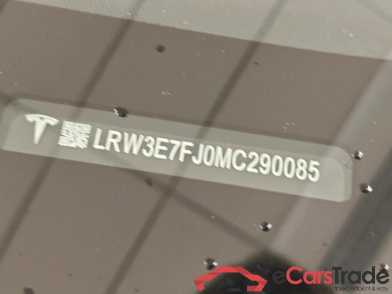 Tesla Model 3 Standard Range Plus RWD 4d #6