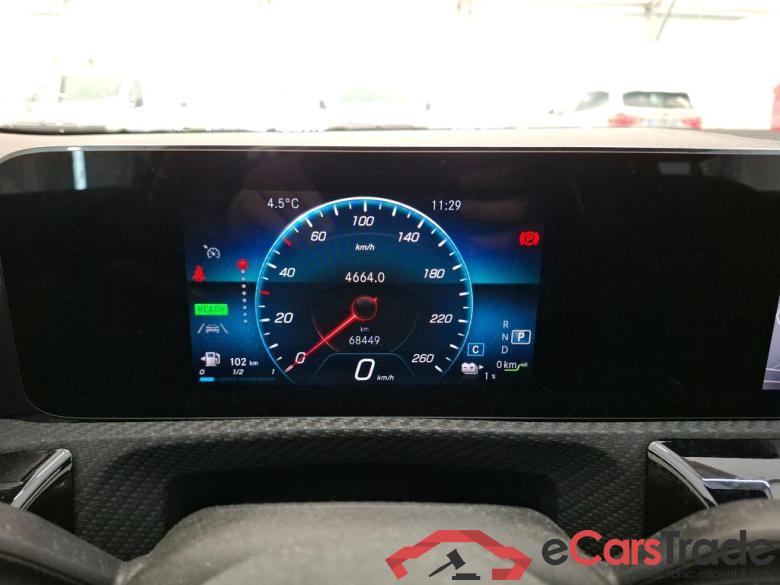 MERCEDES-BENZ Classe A Compact 2018 5P Berline A 250 e Business Line 8GDCT #6