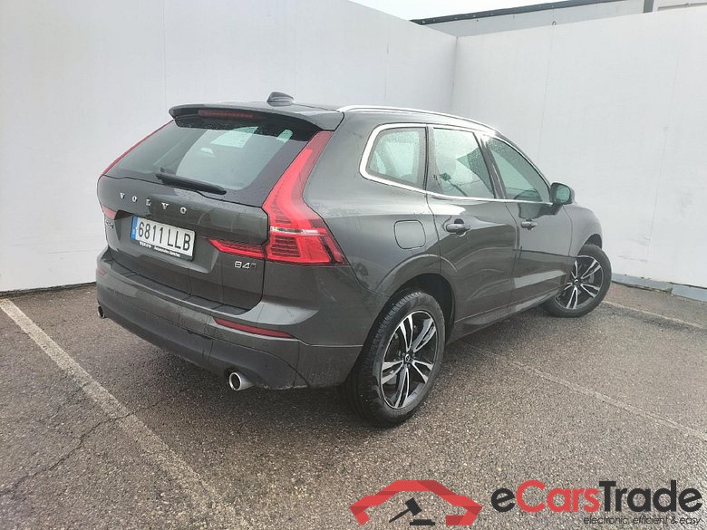 VOLVO XC60 / 2017 / 5P / todoterreno 2.0 B4 D AWD Momentum Pro Auto #2
