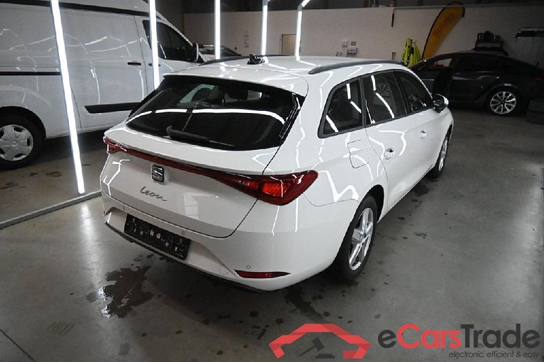 Leon Sportstourer Style 2.0 TDI 110KW AT7 E6d #2