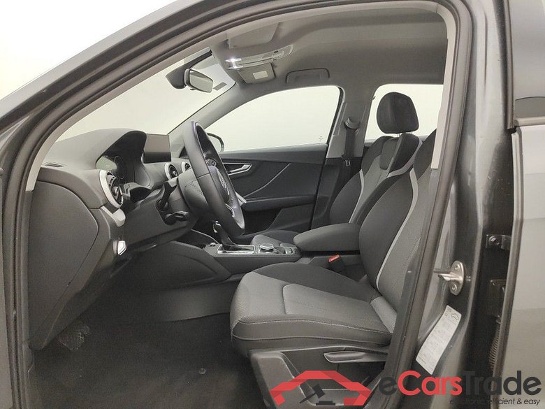 Audi Q2 35 TDI S tronic S Line 5d #3