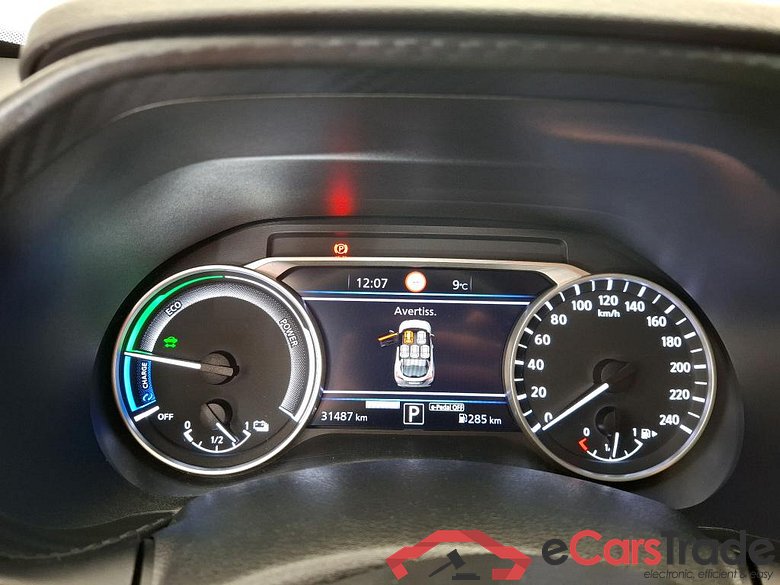 NISSAN Juke / 2019 / 5P / Crossover Hybrid 143 Business+ #6