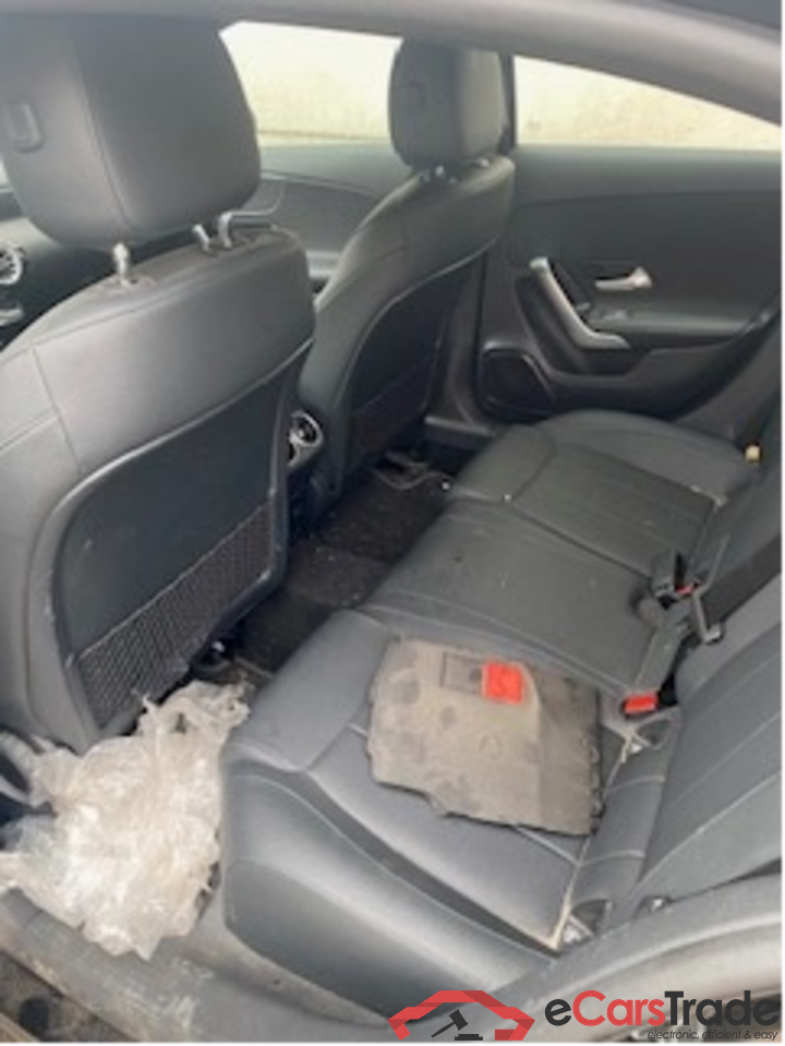 Mercedes A-Klasse A-Klasse A 250 e Luxury Line (PHEV) 160kW/218pk  5D/P Auto-8 #1