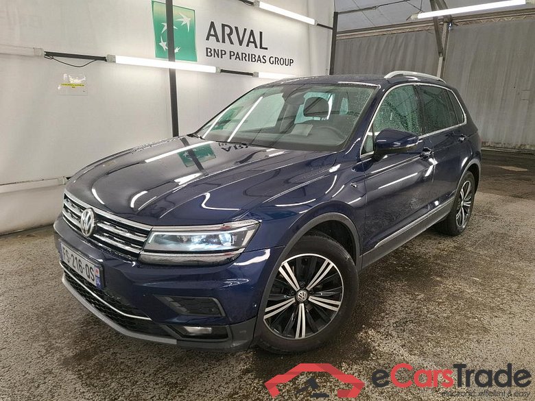 VOLKSWAGEN Tiguan / 2016 / 5P / SUV 2.0 TDI 150 DSG7 Carat Exclusive