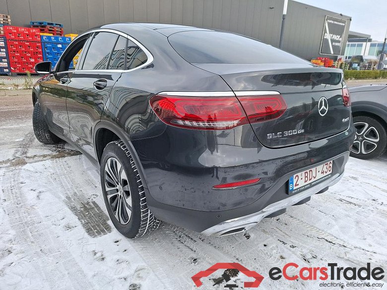 MERCEDES-BENZ GLC COUPE 2.0 GLC 300 DE 4MATIC BUS SOL AUTO #3