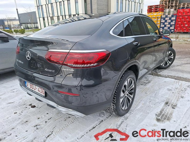 MERCEDES-BENZ GLC COUPE 2.0 GLC 300 DE 4MATIC BUS SOL AUTO #4