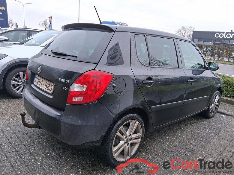 SKODA Fabia NEW FABIA AMBIENT 1,6CR DPF 66KW 90CV 5V