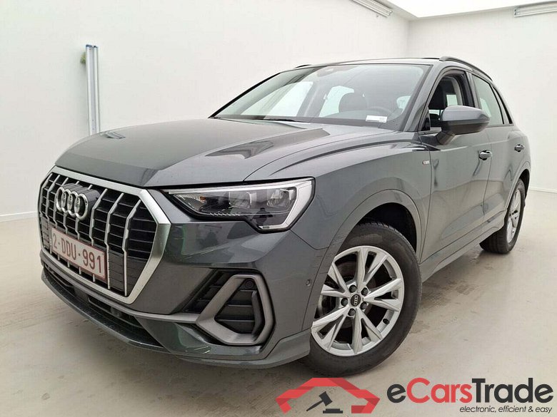 AUDI Q3 35 TFSI S-LINE BUSINESS ED. AU