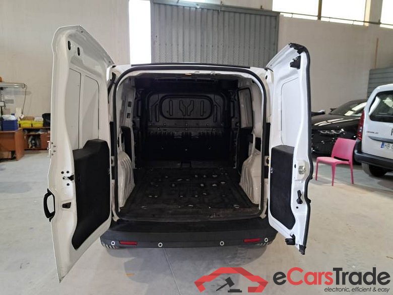 FIAT DOBLÒ CARGO / 2014 / 4P / VETT. FURGONATA 1.3 MULTIJET 16V 95CV SX EURO 6 #5