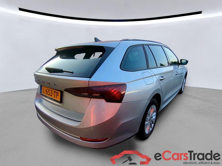 SKODA Octavia Combi 81 kW #5