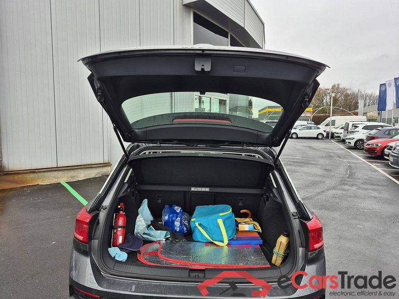 VOLKSWAGEN T-Roc T-Roc UNITED 1.0 OPF 81 kW (110 ch) 6 vitesses manuel #4