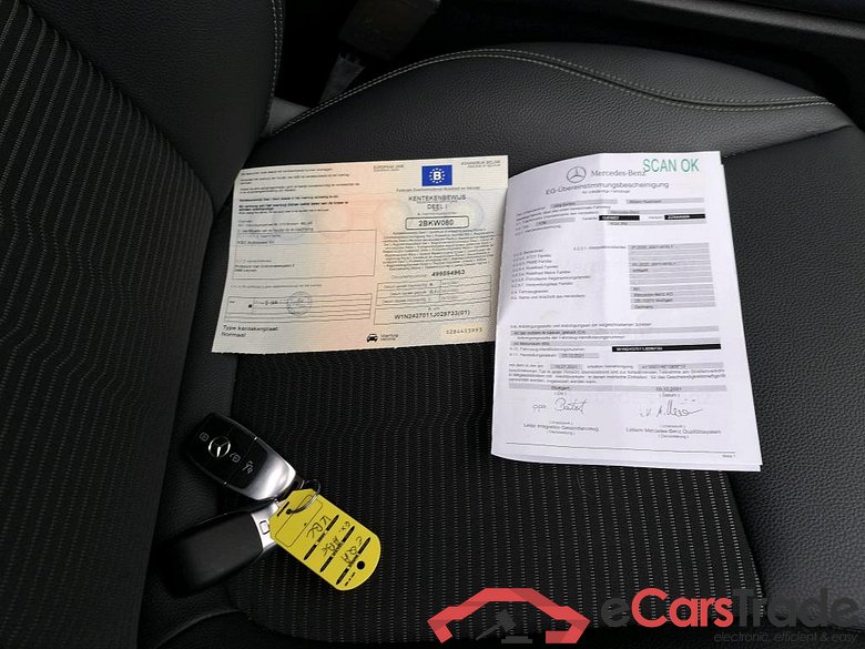 MERCEDES - MER EQA 250 Business Solution Luxury 190PK With Trailer Hook  * ELECTRIC * #4