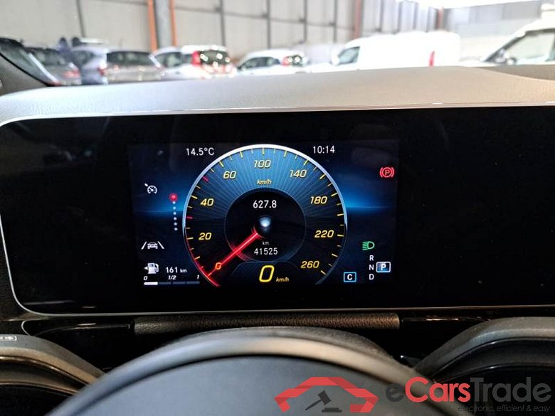 MERCEDES-BENZ CLASSE B / 2018 / 5P / MONOVOLUME B 180 D AUTOMATIC BUSINESS EXTRA #4