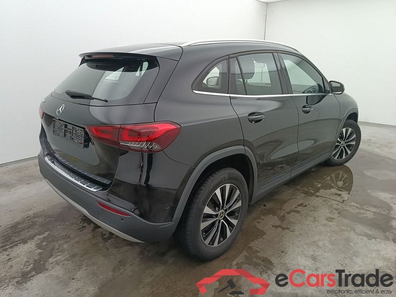 MERCEDES CLASSE GLA (H247) GLA 180 136 Business Solution 5d #2