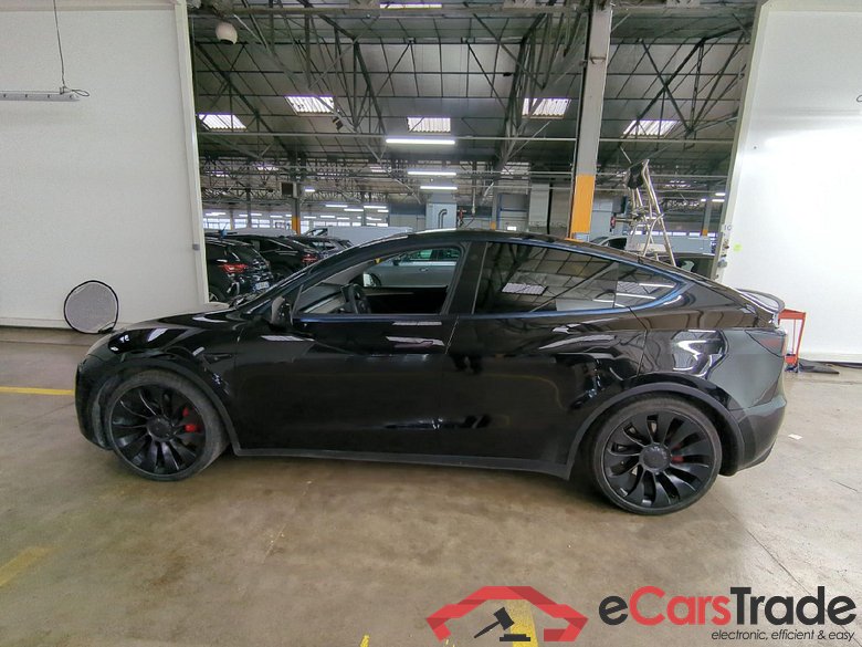TESLA Model Y / 2020 / 5P / SUV Performance Dual Motor AWD #2