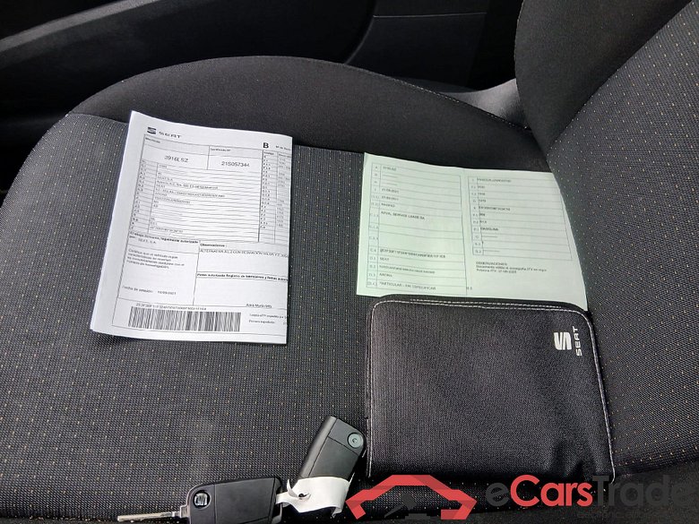 SEAT Arona / 2017 / 5P / todoterreno 1.0 TSI 81kW (110CV) Style Plus (AC) #5