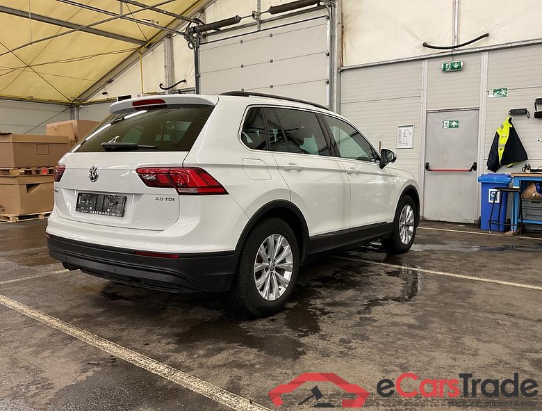 VOLKSWAGEN Tiguan Tiguan Comfortline 2.0 TDI SCR BMT 110 kW (150 ch) 7 vitesses DSG #2