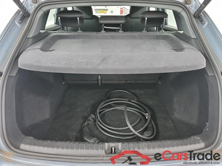 AUDI Q4 e-tron 40 e-tron Launch edition Advanced Plus 5D 150kW #5