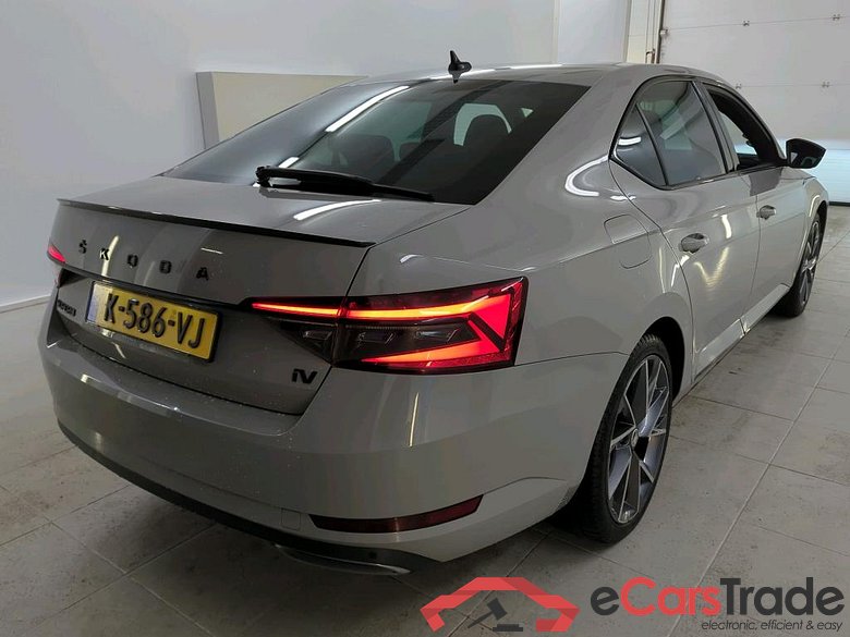 Skoda Superb 1.4 TSI PHEV DSG Sportline Business 5d #2