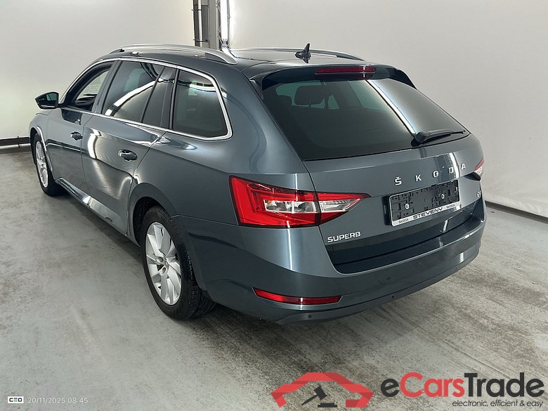 SKODA SUPERB COMBI - 2019 1.4 TSI PHEV Style DSG #3