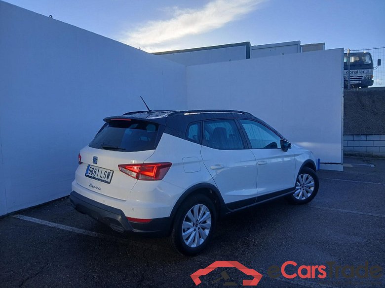 SEAT Arona / 2017 / 5P / todoterreno 1.0 TSI 81kW (110CV) Style Plus (AC) #2