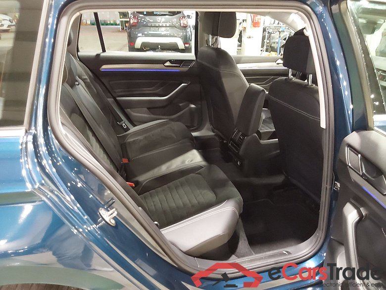 VOLKSWAGEN PASSAT VARIANT GTE - 2020 1.4 TSI PHEV GTE Business DSG #5