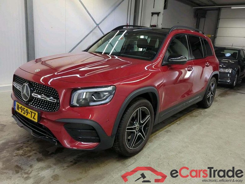 MERCEDES-BENZ GLB 200 Bns Solut. AMG #1